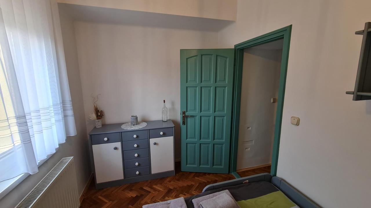 Apartment Ri-jo *