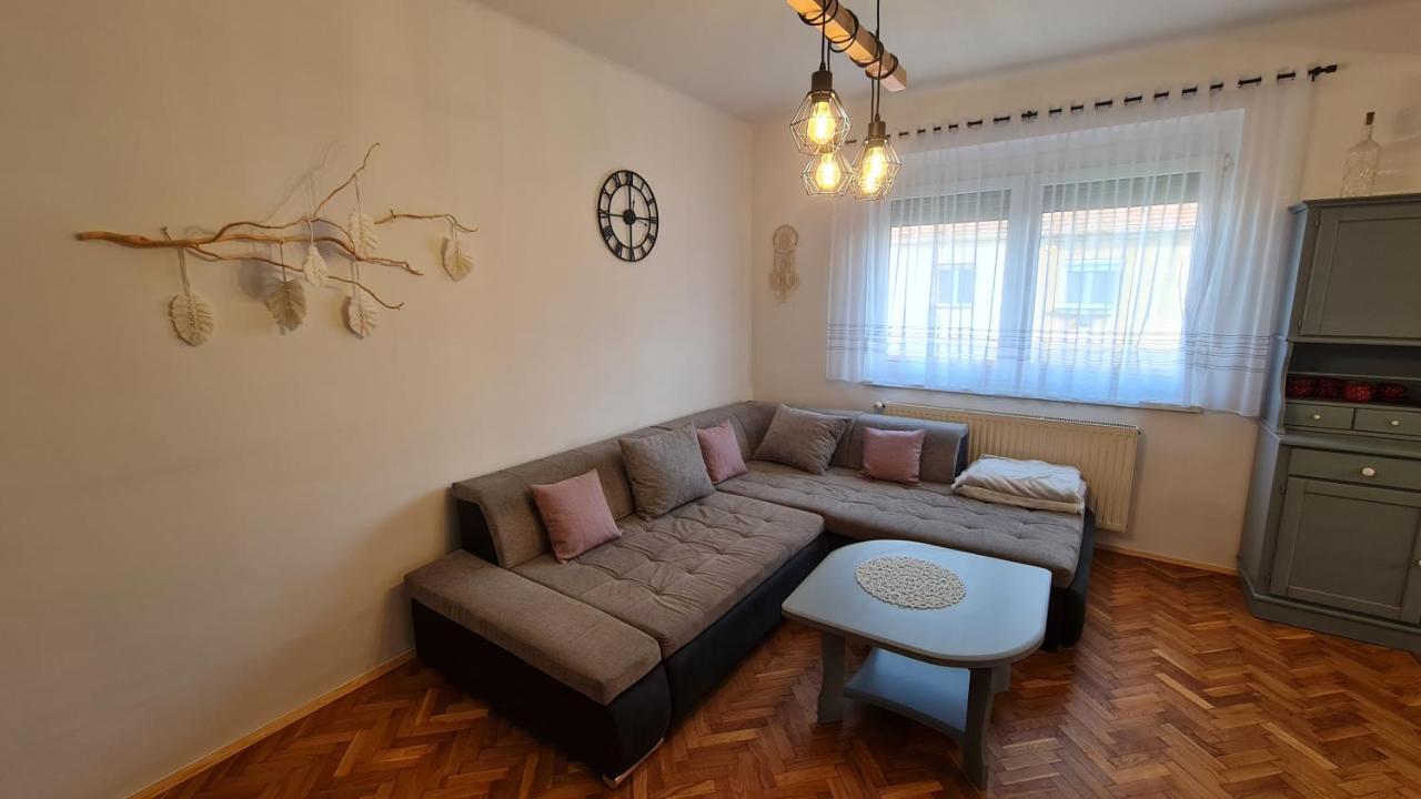 Ri-jo Apartment *